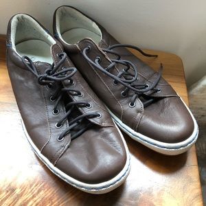 Cole Haan brown sneakers size 11 with blue accents